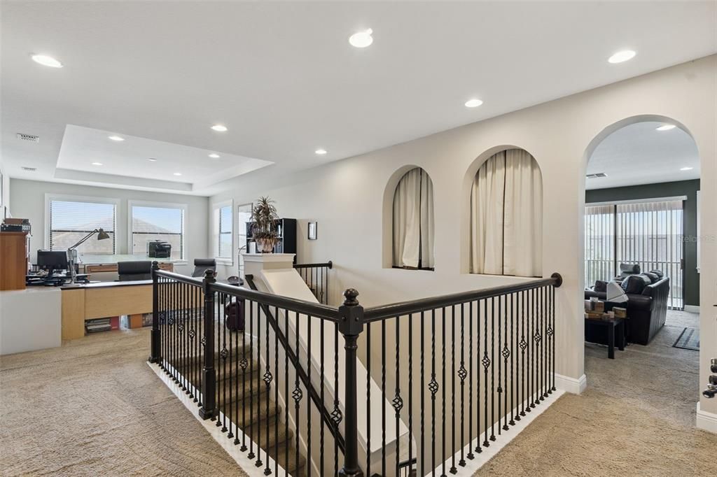 На продажу: $779,000 (5 спален, 3 ванн, 4566 Квадратных фут)