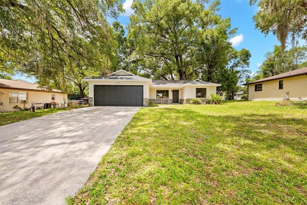 For Sale: $234,997 (3 beds, 2 baths, 1305 Square Feet)