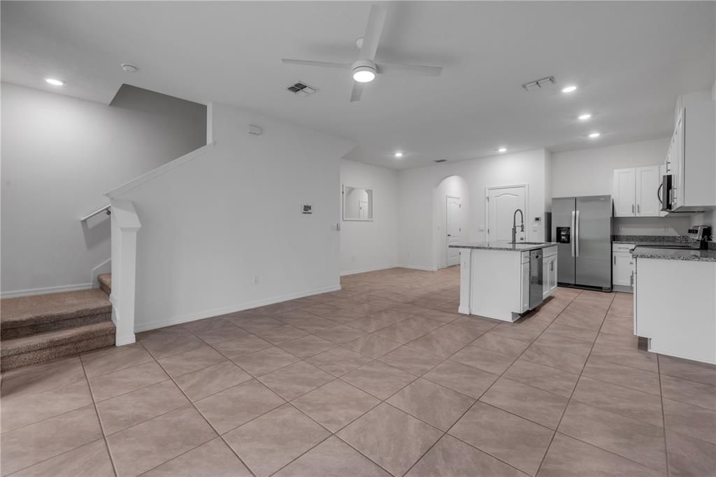 En Venta: $299,000 (3 camas, 2 baños, 1656 Pies cuadrados)