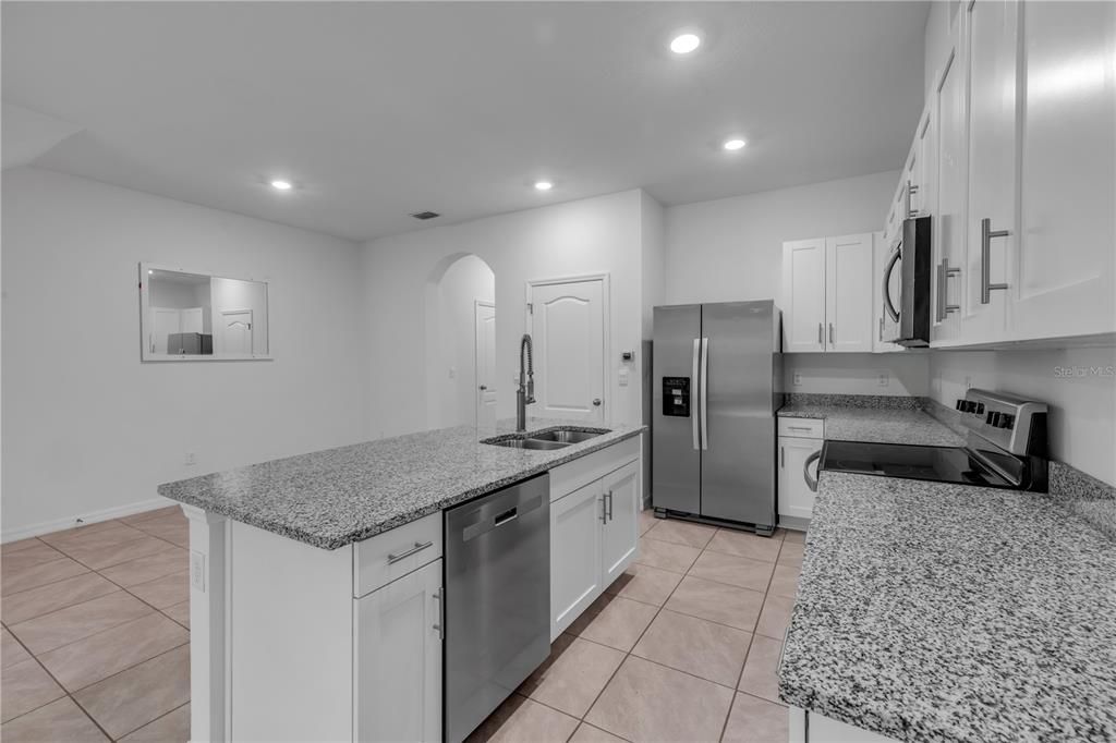 En Venta: $299,000 (3 camas, 2 baños, 1656 Pies cuadrados)