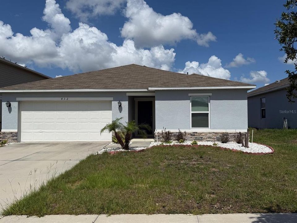 For Rent: $1,850 (3 beds, 2 baths, 1286 Square Feet)