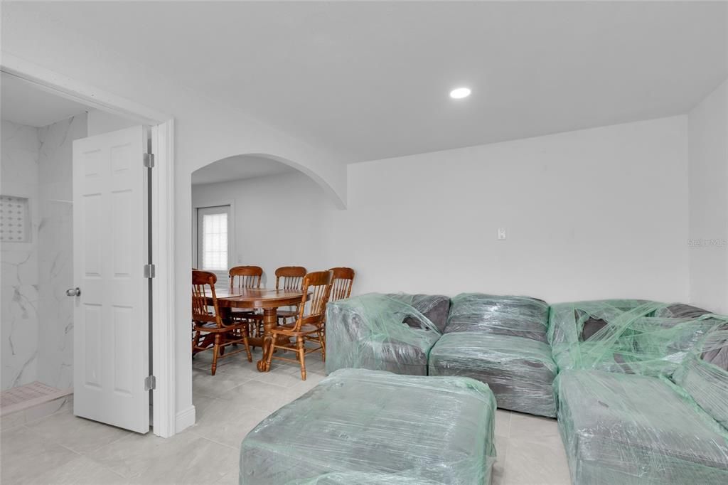 En Venta: $265,900 (3 camas, 2 baños, 1088 Pies cuadrados)