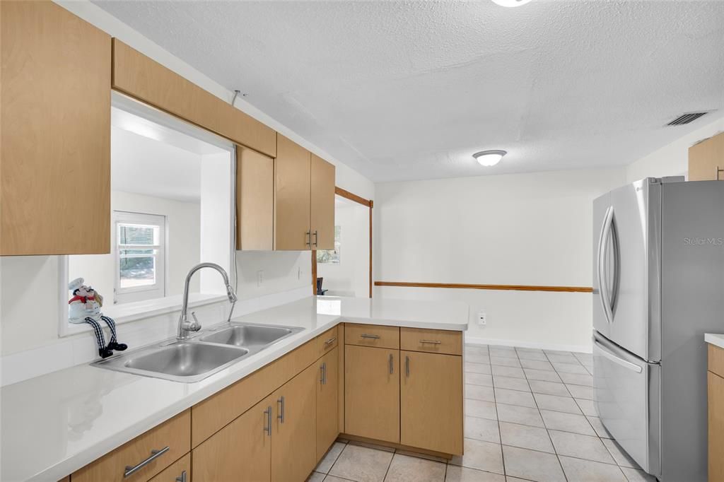 En Venta: $265,900 (3 camas, 2 baños, 1088 Pies cuadrados)