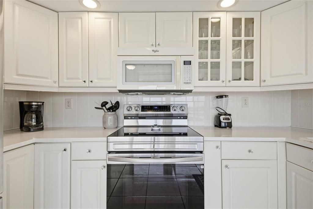 For Sale: $499,900 (2 beds, 2 baths, 1150 Square Feet)
