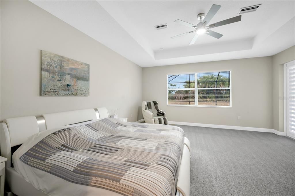 Activo con contrato: $875,000 (4 camas, 3 baños, 3042 Pies cuadrados)