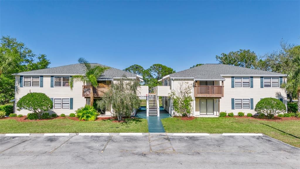 For Rent: $1,450 (2 beds, 2 baths, 915 Square Feet)