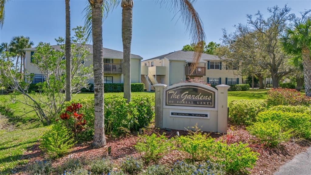 For Rent: $1,450 (2 beds, 2 baths, 915 Square Feet)