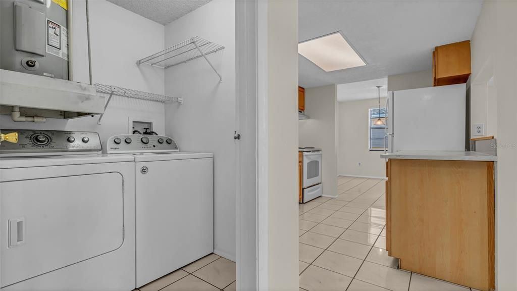 For Rent: $1,450 (2 beds, 2 baths, 915 Square Feet)
