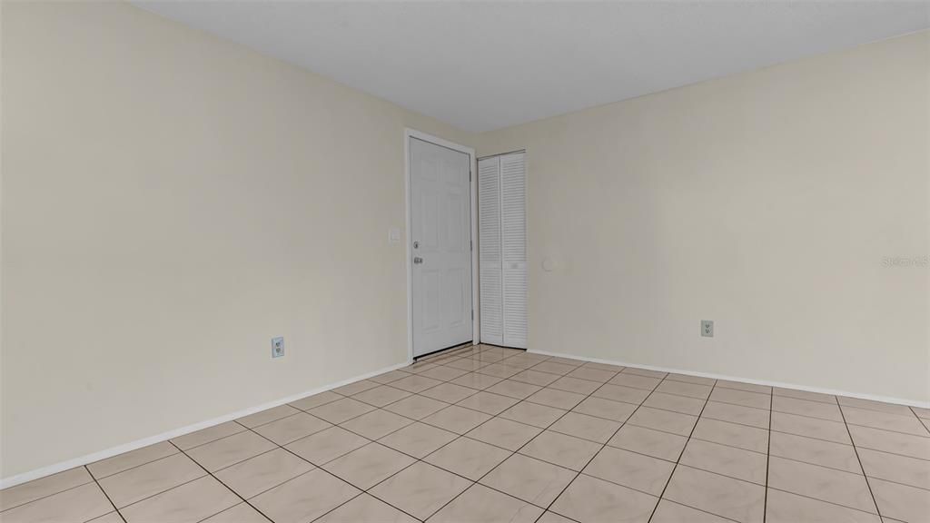 For Rent: $1,450 (2 beds, 2 baths, 915 Square Feet)