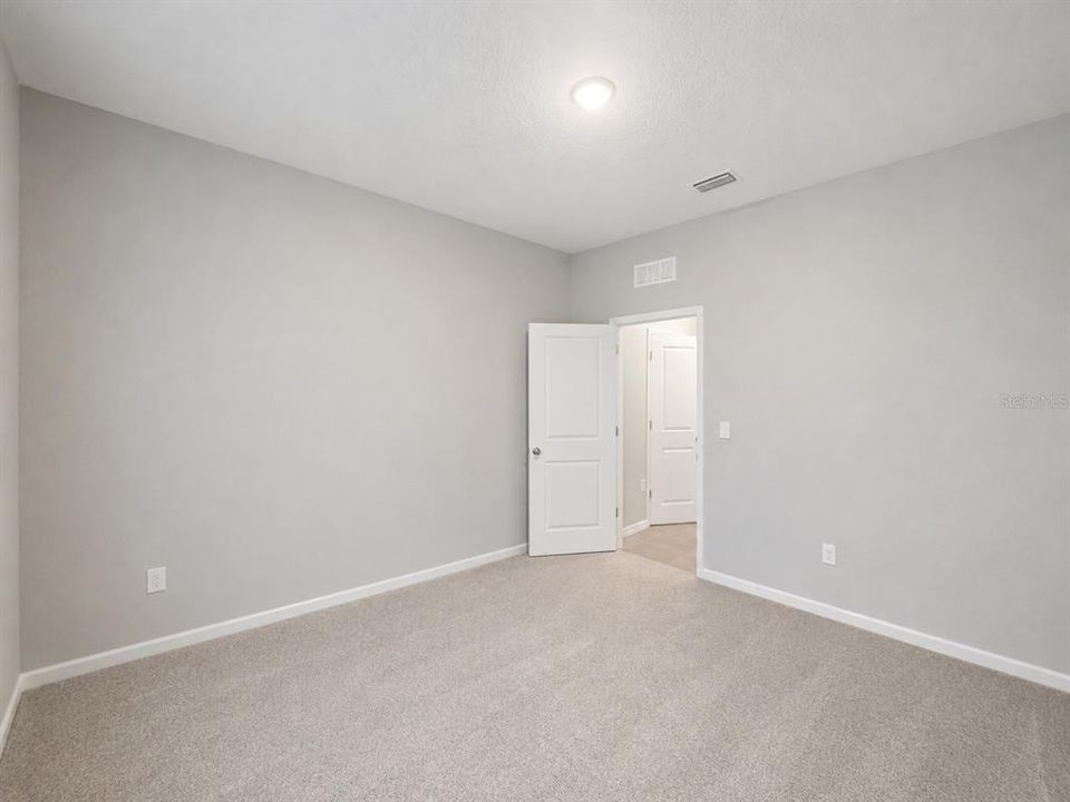 For Rent: $3,200 (4 beds, 2 baths, 2045 Square Feet)