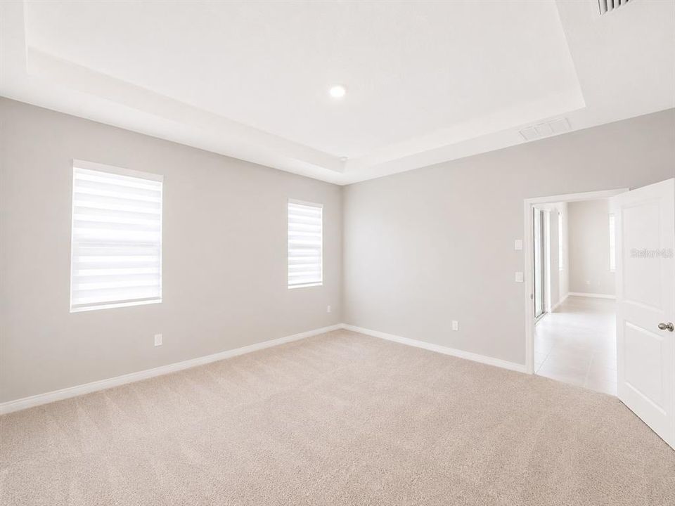 For Rent: $3,200 (4 beds, 2 baths, 2045 Square Feet)
