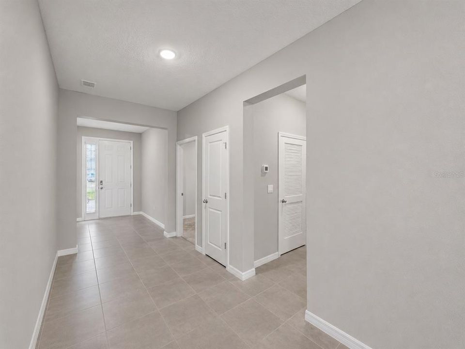 For Rent: $3,200 (4 beds, 2 baths, 2045 Square Feet)