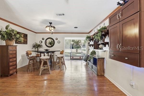 En Venta: $624,900 (3 camas, 2 baños, 1918 Pies cuadrados)