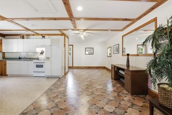 En Venta: $624,900 (3 camas, 2 baños, 1918 Pies cuadrados)