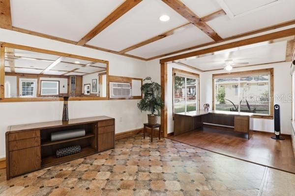 En Venta: $624,900 (3 camas, 2 baños, 1918 Pies cuadrados)