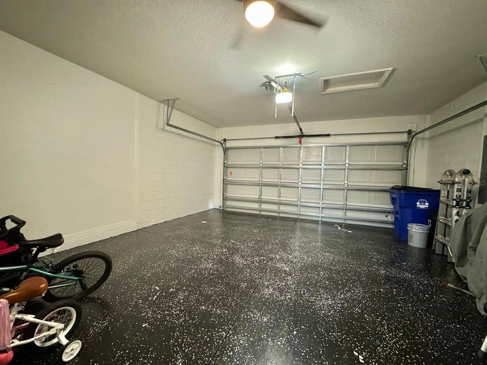 En Renta: $3,600 (5 camas, 3 baños, 2289 Pies cuadrados)