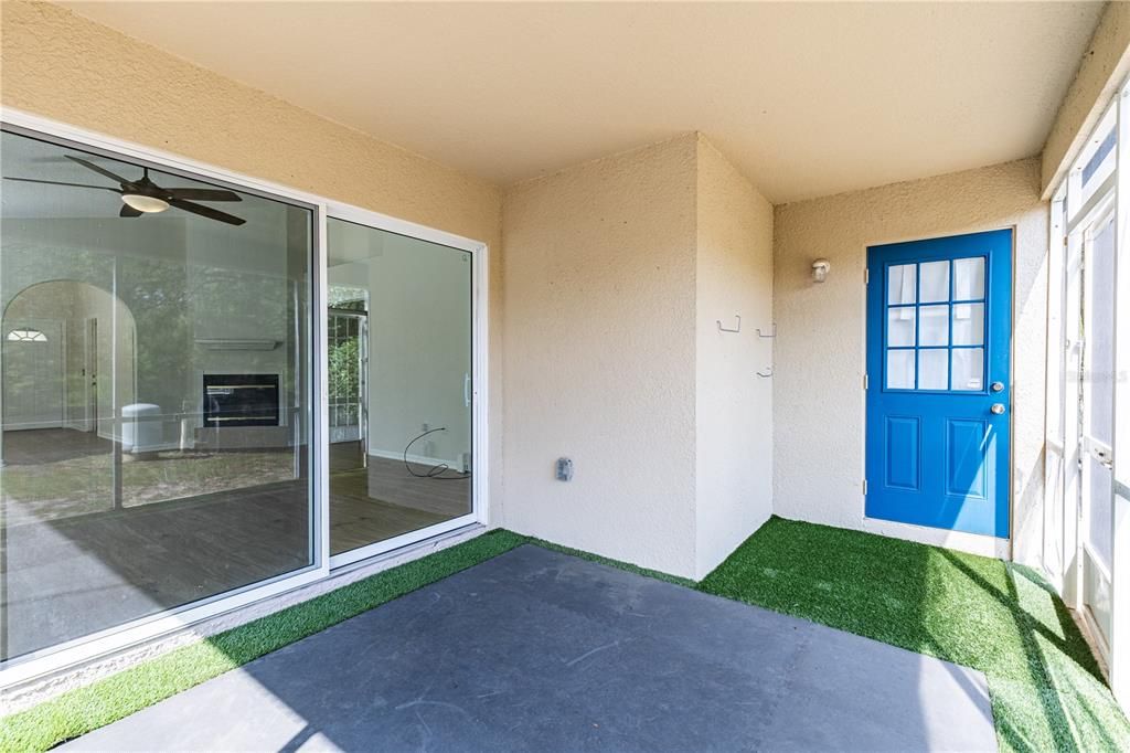 For Sale: $329,000 (3 beds, 2 baths, 1350 Square Feet)