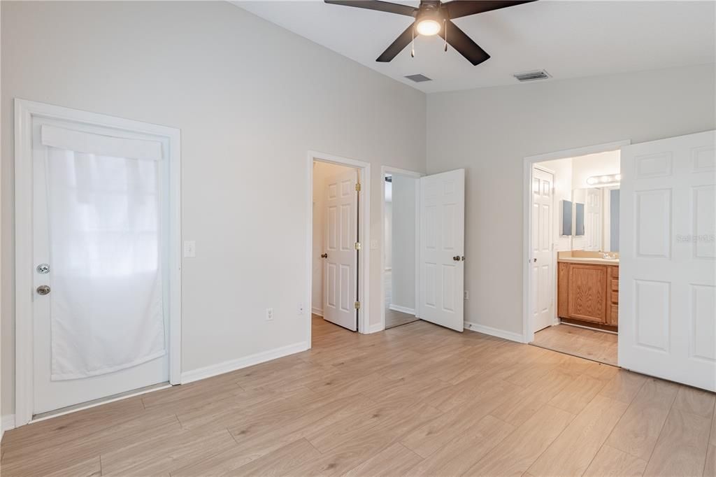 For Sale: $329,000 (3 beds, 2 baths, 1350 Square Feet)