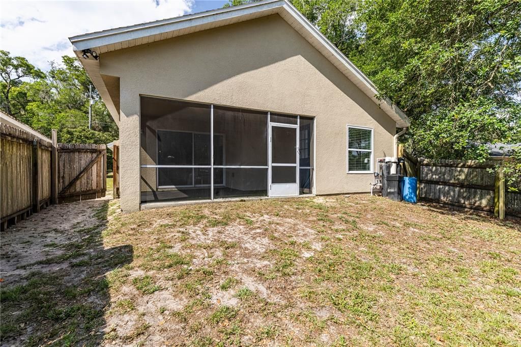 For Sale: $329,000 (3 beds, 2 baths, 1350 Square Feet)