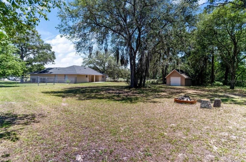 En Venta: $254,000 (3 camas, 2 baños, 1435 Pies cuadrados)
