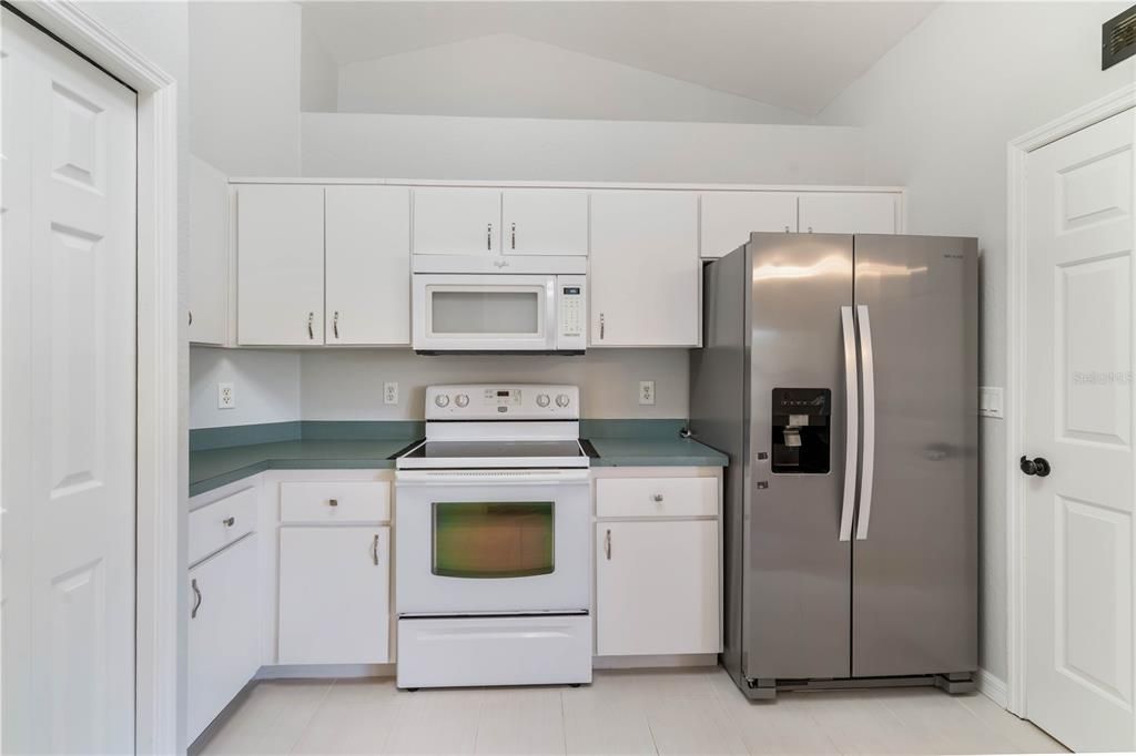 En Venta: $254,000 (3 camas, 2 baños, 1435 Pies cuadrados)