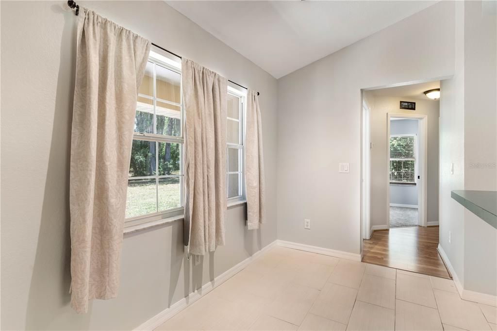 En Venta: $254,000 (3 camas, 2 baños, 1435 Pies cuadrados)