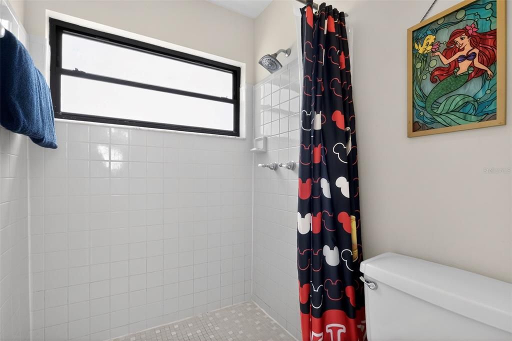 En Venta: $320,000 (2 camas, 2 baños, 1417 Pies cuadrados)