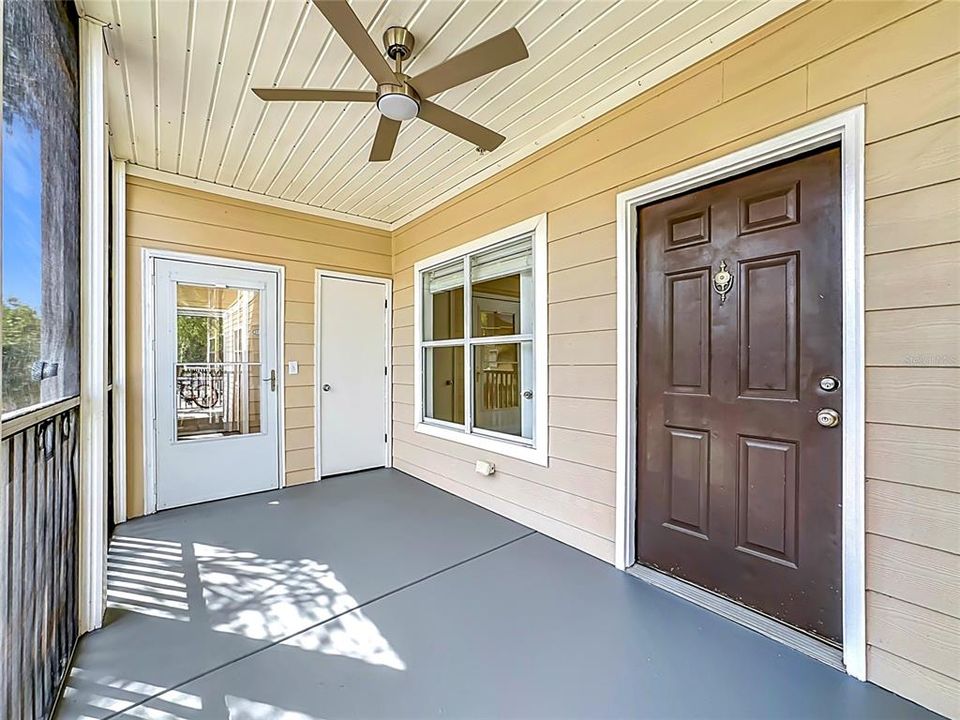For Sale: $185,000 (2 beds, 2 baths, 1048 Square Feet)