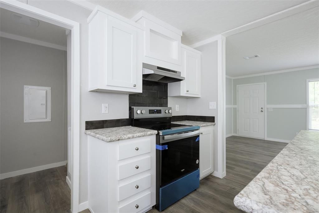 For Sale: $425,000 (3 beds, 2 baths, 1248 Square Feet)