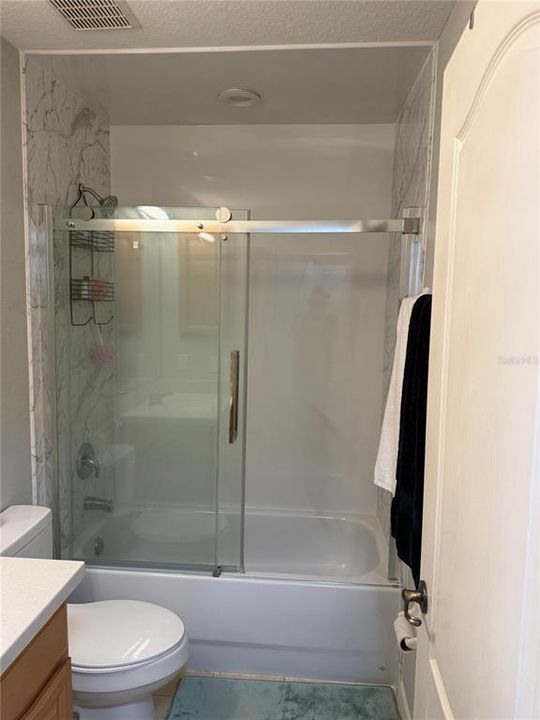 En Venta: $254,900 (3 camas, 2 baños, 1302 Pies cuadrados)