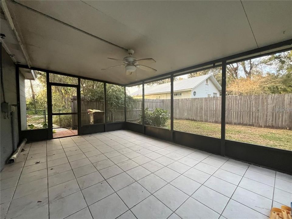 На продажу: $449,900 (6 спален, 0 ванн, 2079 Квадратных фут)