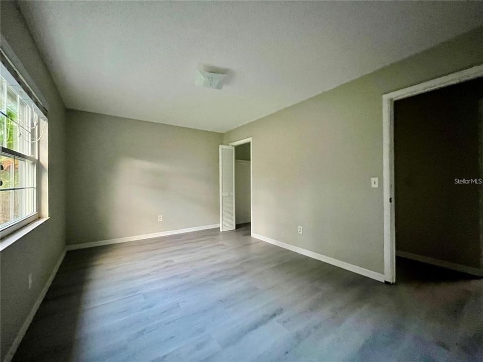 На продажу: $449,900 (6 спален, 0 ванн, 2079 Квадратных фут)