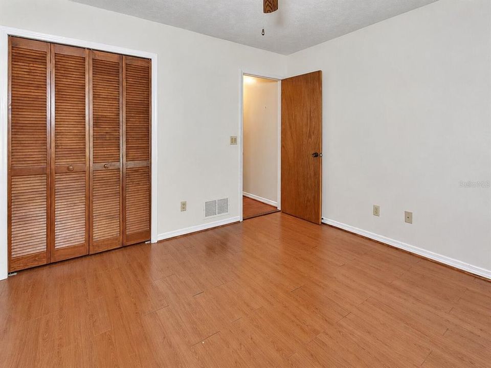 En Venta: $285,000 (3 camas, 2 baños, 1362 Pies cuadrados)