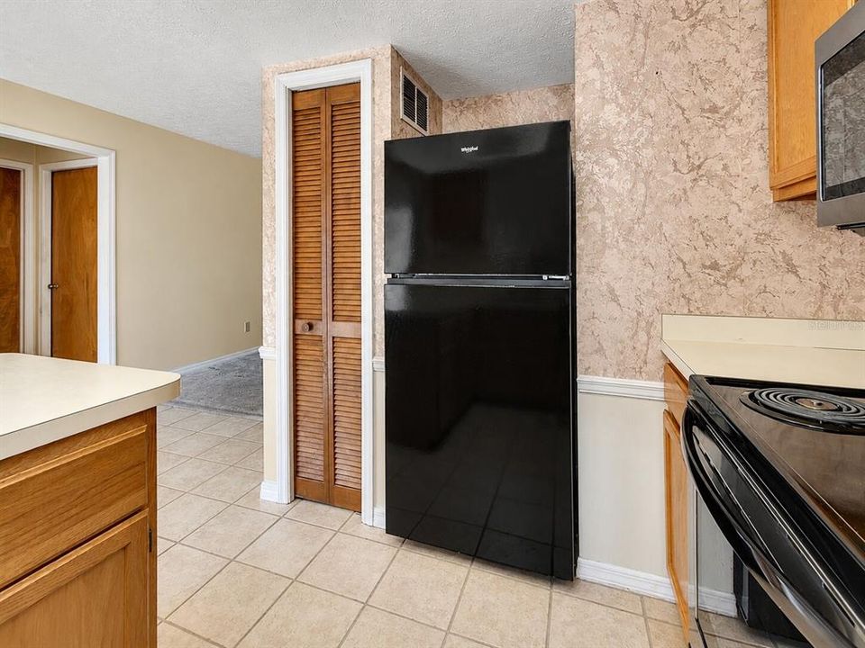 En Venta: $285,000 (3 camas, 2 baños, 1362 Pies cuadrados)
