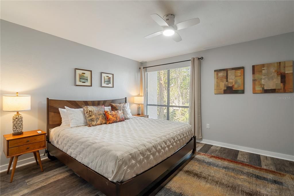 For Sale: $525,000 (2 beds, 2 baths, 1080 Square Feet)