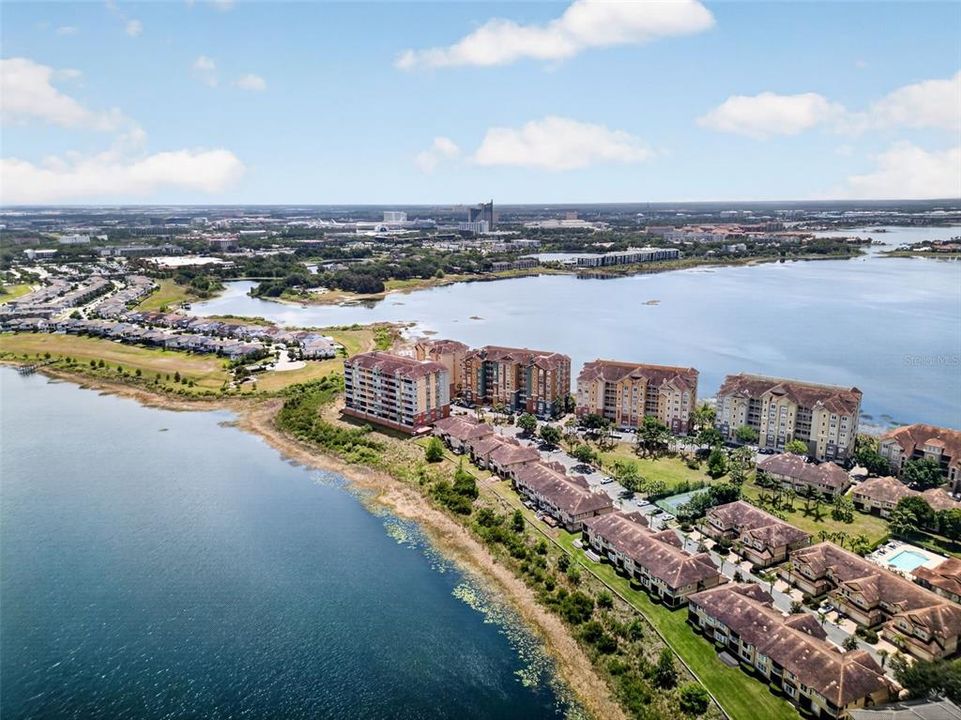 На продажу: $559,900 (3 спален, 2 ванн, 2549 Квадратных фут)