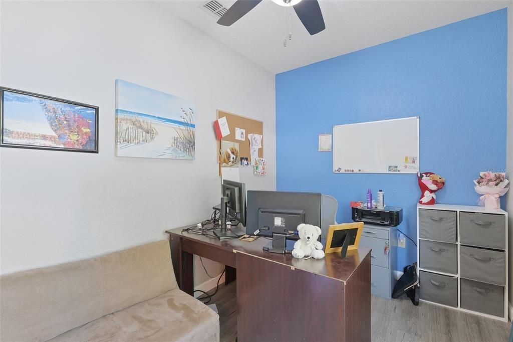 For Sale: $725,000 (7 beds, 4 baths, 5071 Square Feet)