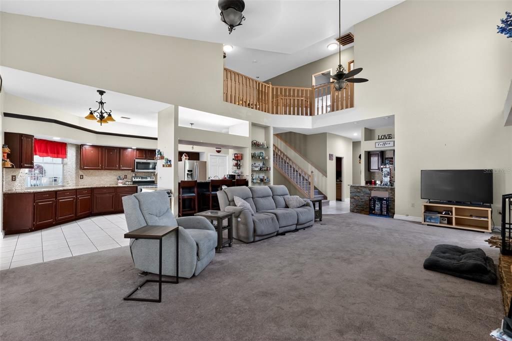 For Sale: $725,000 (7 beds, 4 baths, 5071 Square Feet)