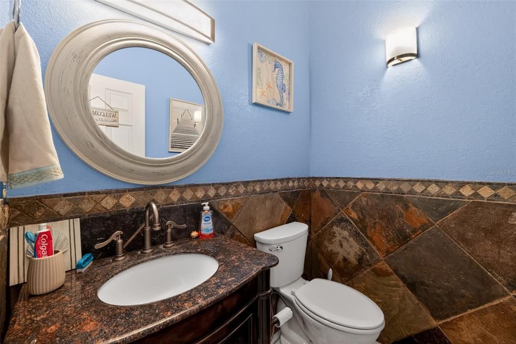For Sale: $725,000 (7 beds, 4 baths, 5071 Square Feet)