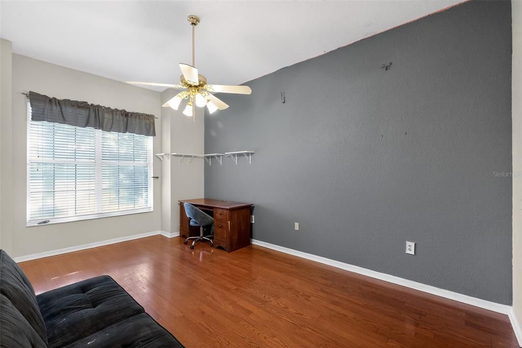 For Sale: $725,000 (7 beds, 4 baths, 5071 Square Feet)