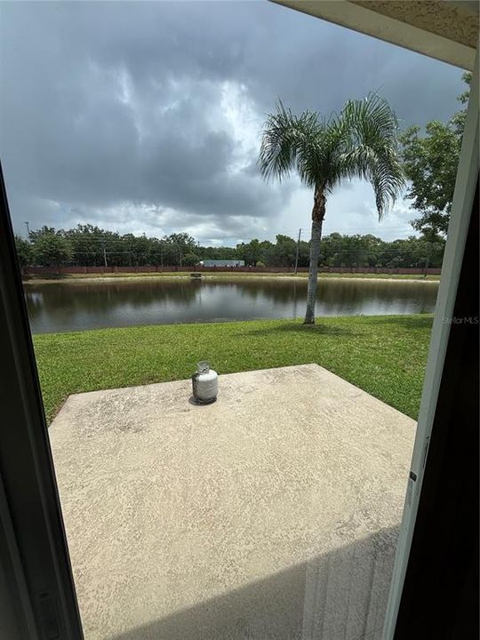 For Rent: $2,450 (3 beds, 2 baths, 1692 Square Feet)