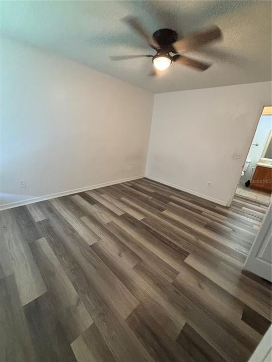 For Rent: $2,450 (3 beds, 2 baths, 1692 Square Feet)