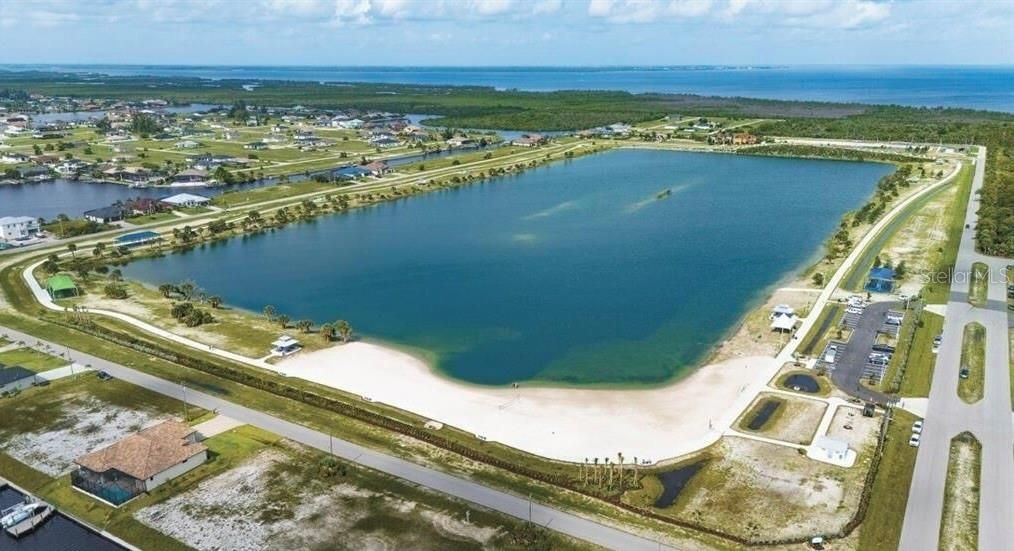 En Venta: $42,500 (0.25 acres)