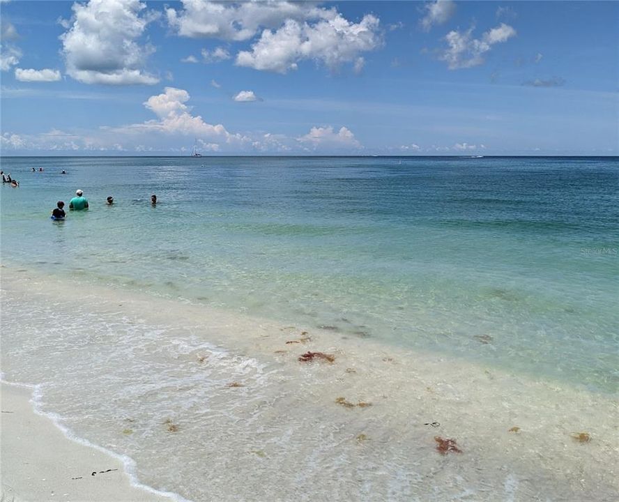 待售: $84,000 (0.23 acres)