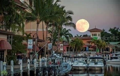На продажу: $129,000 (0.24 acres)