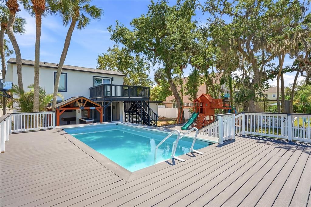 For Sale: $559,900 (4 beds, 3 baths, 2308 Square Feet)