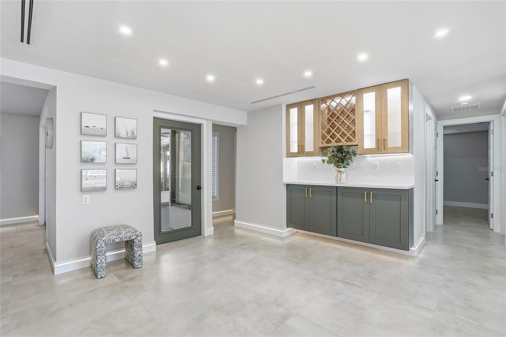 For Sale: $559,900 (4 beds, 3 baths, 2308 Square Feet)