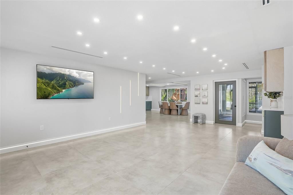 For Sale: $559,900 (4 beds, 3 baths, 2308 Square Feet)