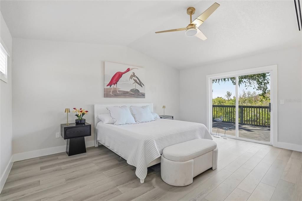 For Sale: $559,900 (4 beds, 3 baths, 2308 Square Feet)