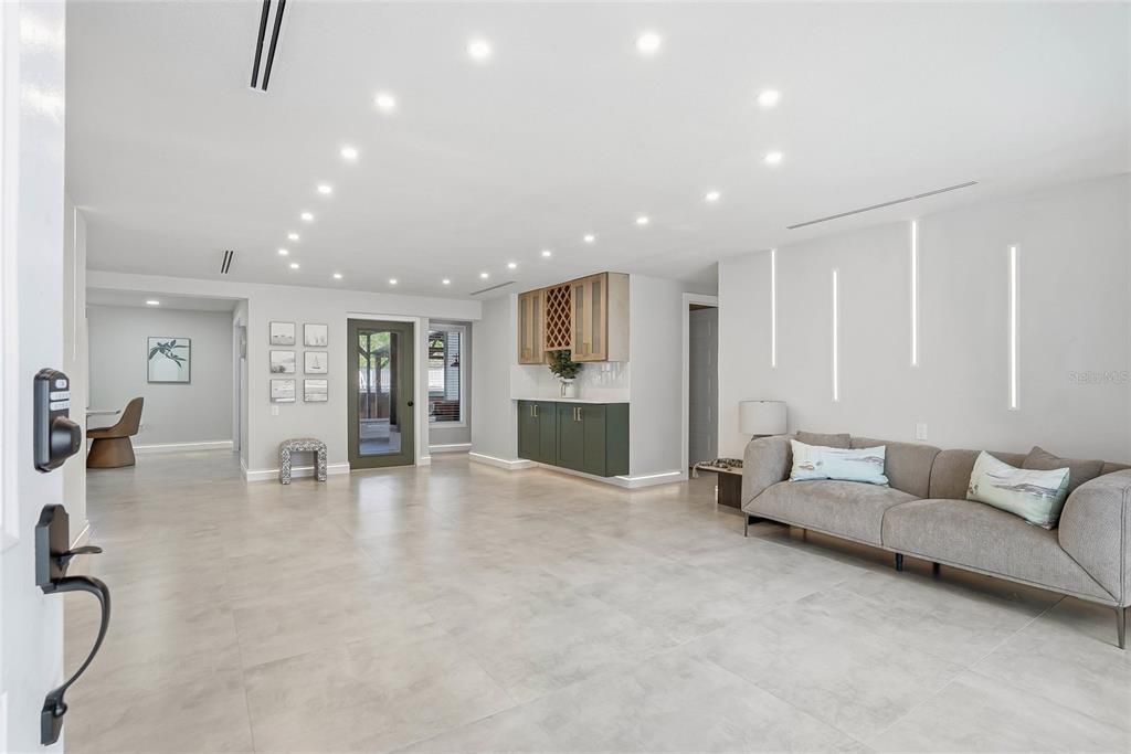 For Sale: $559,900 (4 beds, 3 baths, 2308 Square Feet)